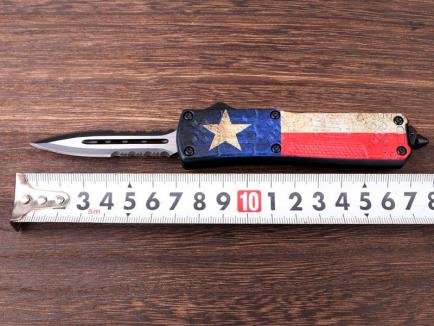 F145-8双刃带牙 folding knife