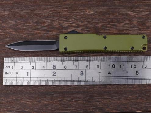 F147-绿色双刃 folding knife