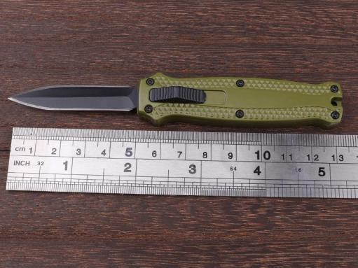 F148-绿色双刃 folding knife