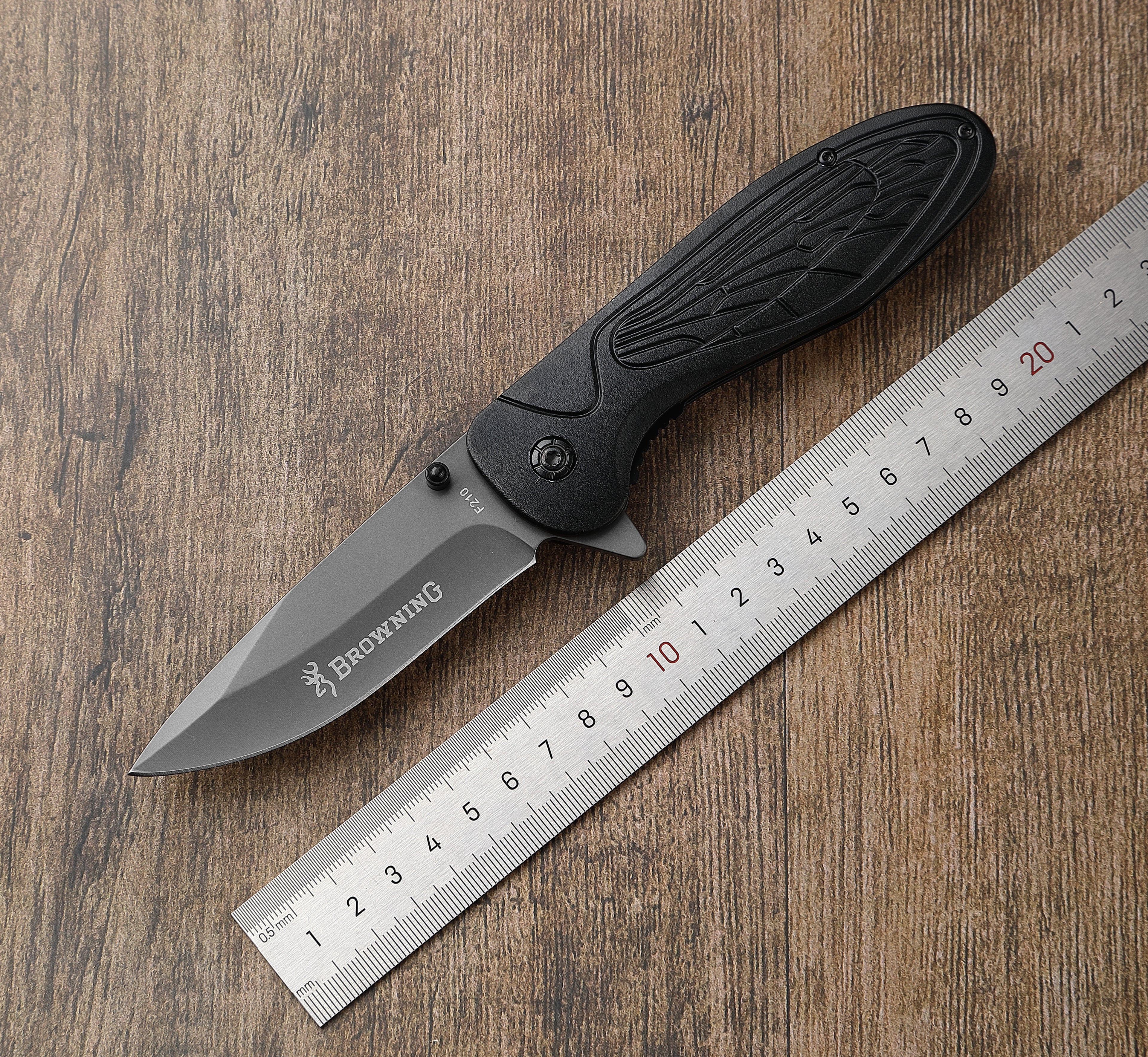 F210 folding knife
