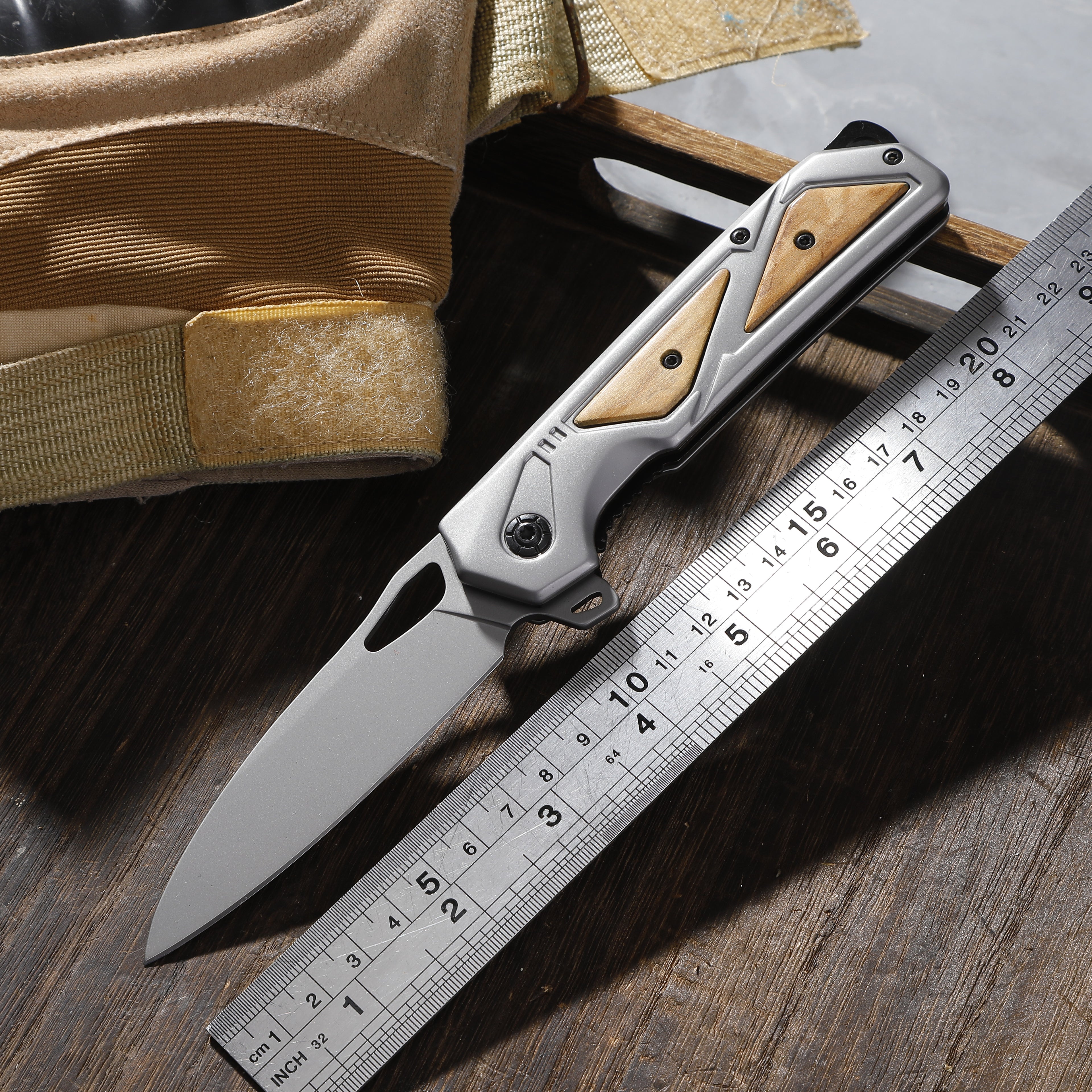 F216 folding knife