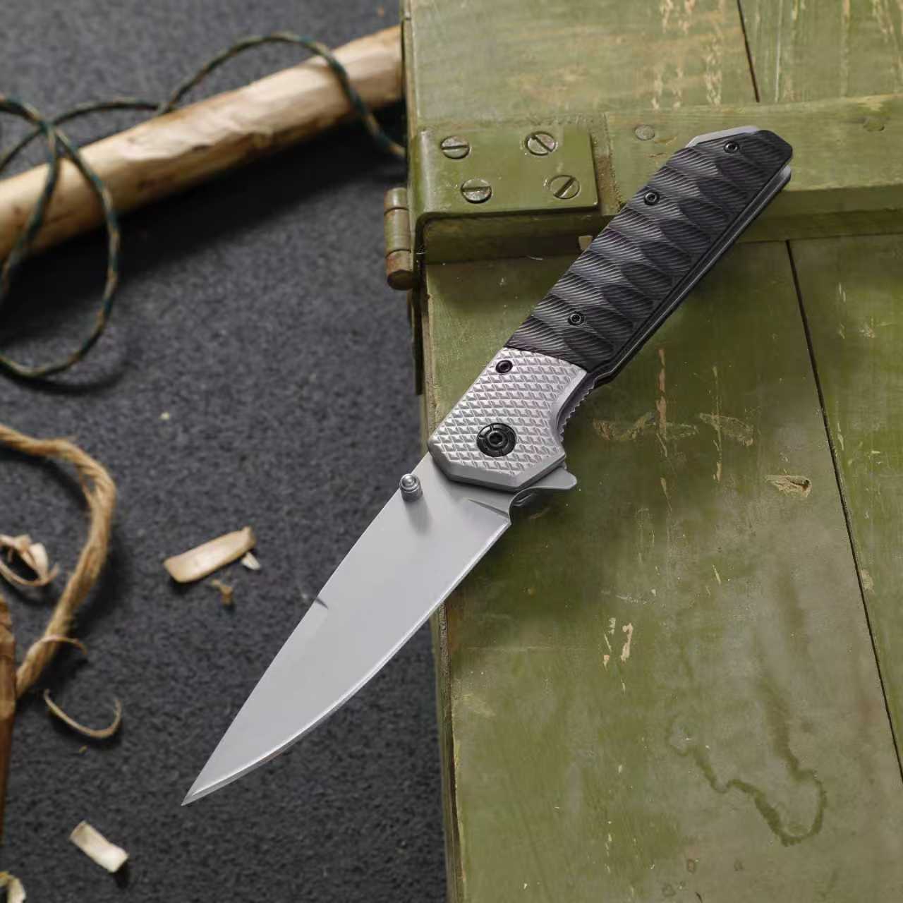 F220黑柄 folding knife