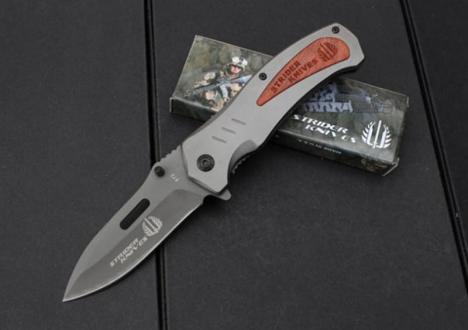 F72 folding knife